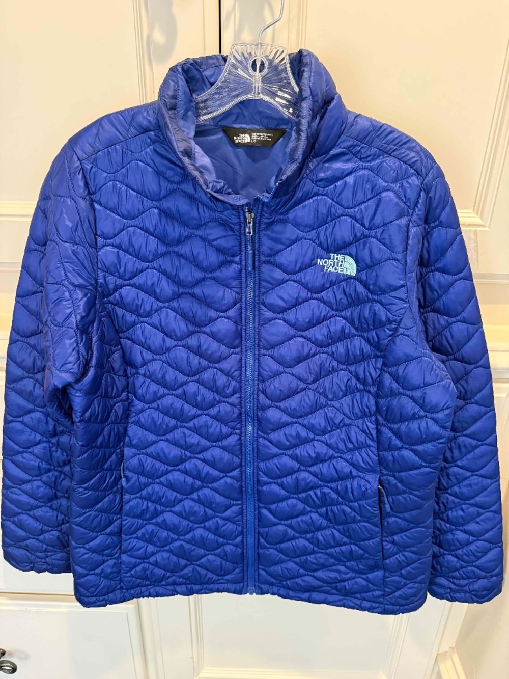 The North Face Women's Thermoball Full Zip Sodalite Jacket Blue - LARGE